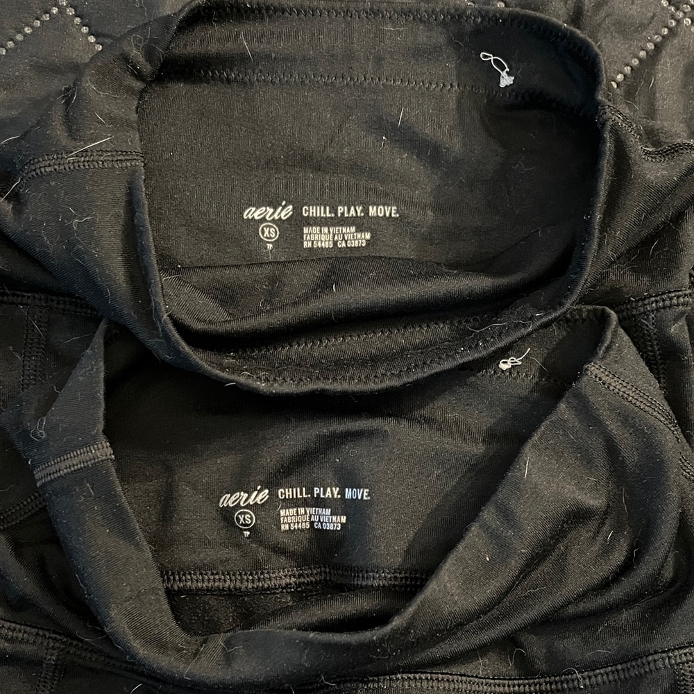 Aerie Black Chill Play Move Tops